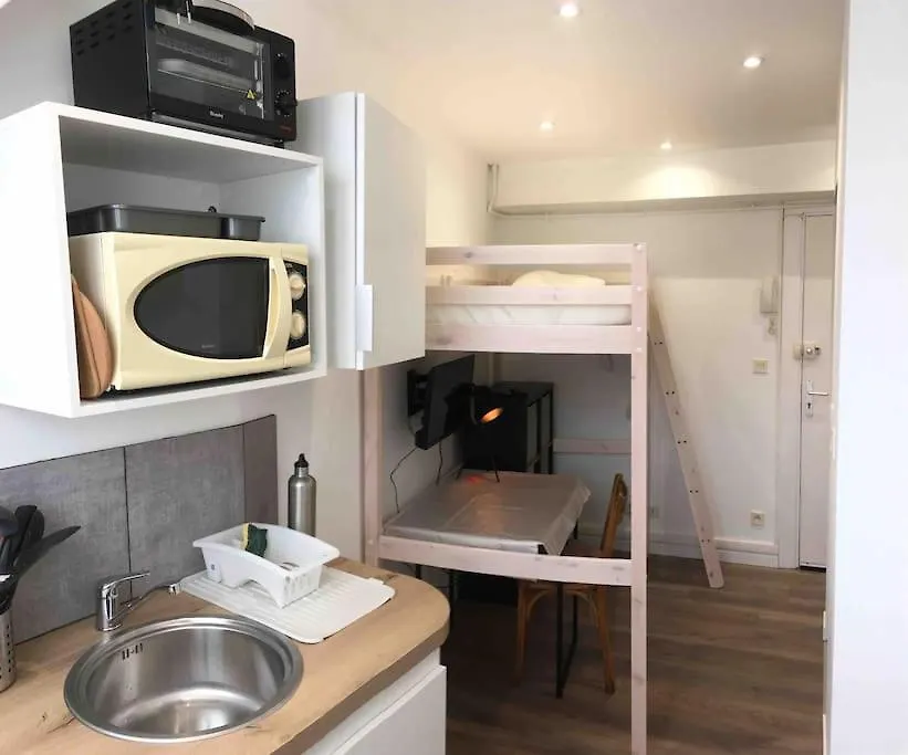 Studio Guitar Chambery Apartment
