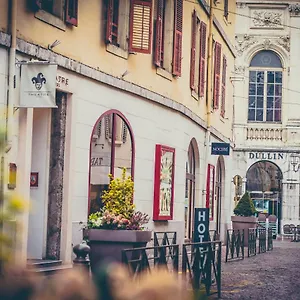 Theatre Hotel